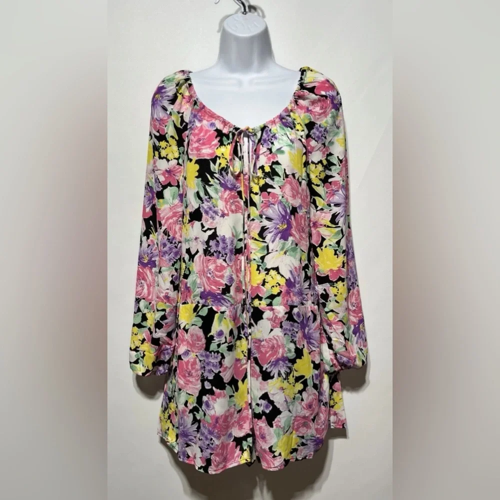 LEYDEN Floral Women's Multicolor Short Romper Size‎ Small NWT